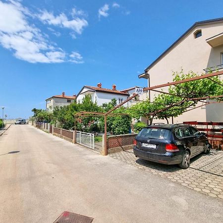 Runko Apartment Umag Exterior photo